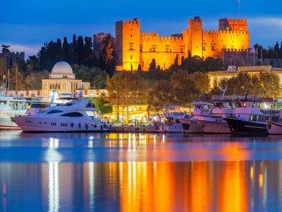 Private sailing trip at Sunset